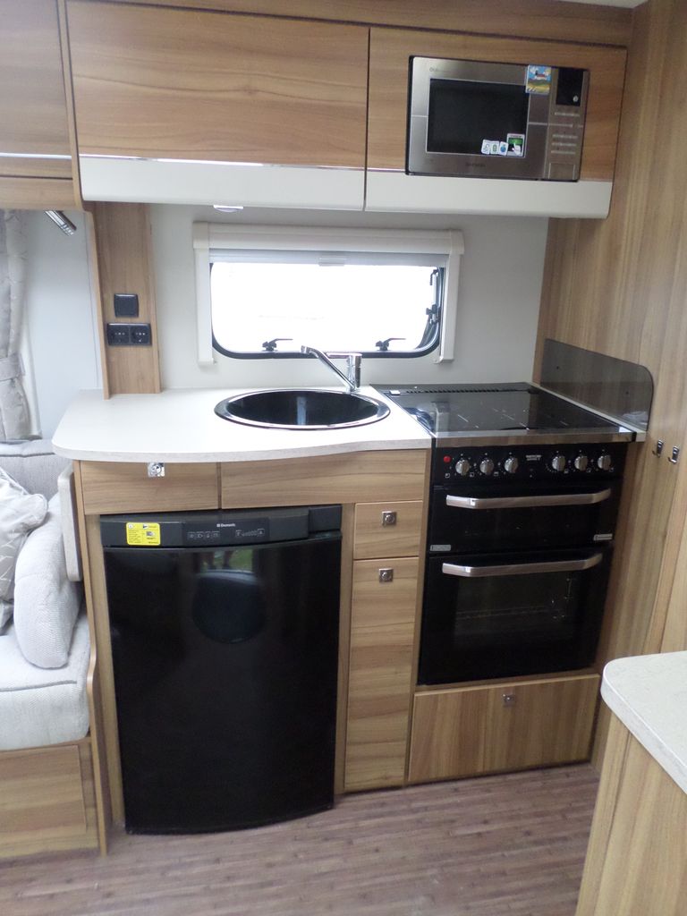 ELDDIS AVANTE 550 08
