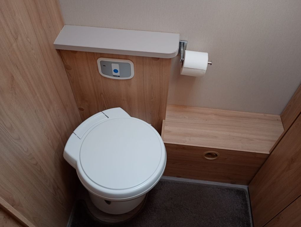 ELDDIS RAMBLER 18-41B 05