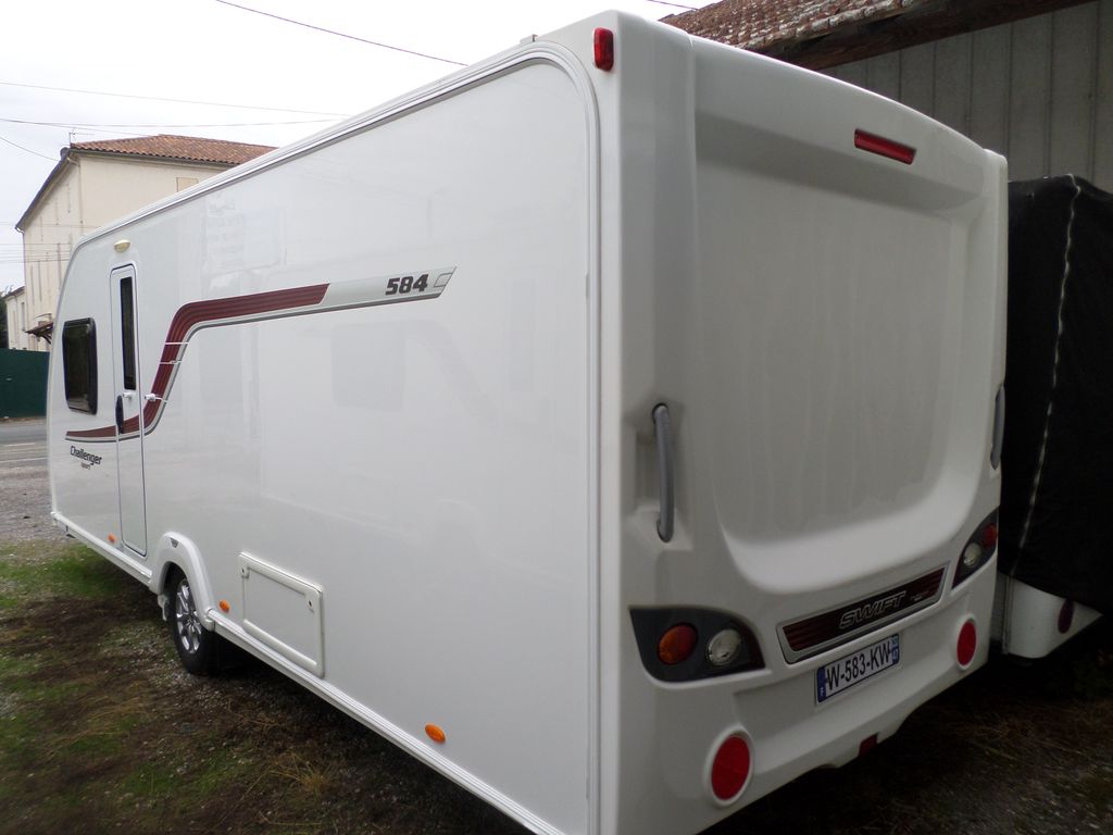 SWIFT CHALLENGER SPORT 584 (23)